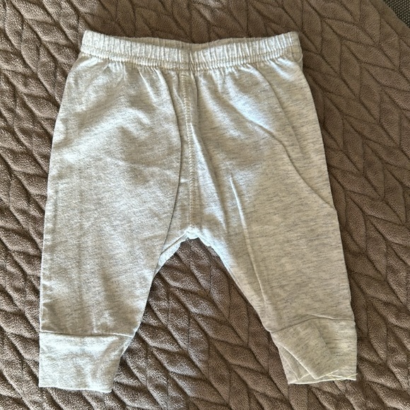 Carter’s pants - Picture 3 of 9
